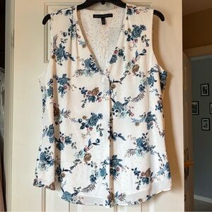 White House Black Market Floral Women’s Top